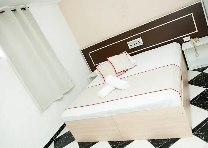 Hotel Golden Vilage Vila Maria